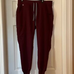 FIGS Women's Uniform Burgundy Ankle Jogger Pants & Top Set
